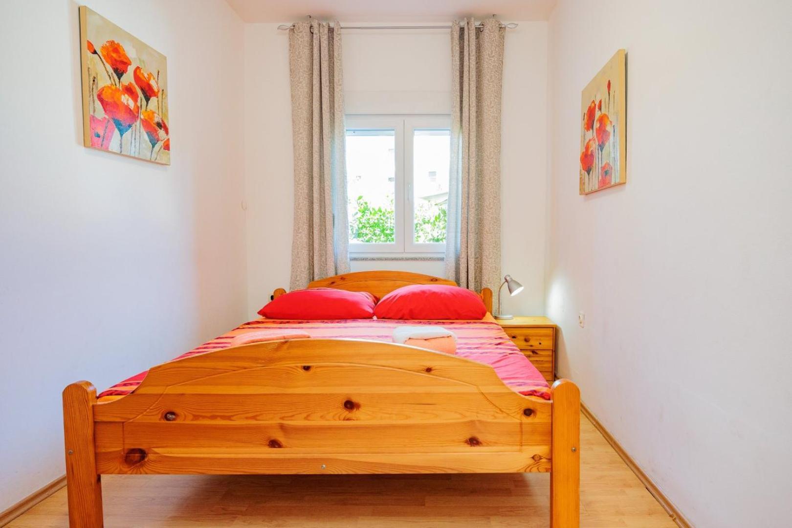 Crowonder Lucky Holiday House With Pool And Patio 30 Meters From The Beach Zadar Exterior foto